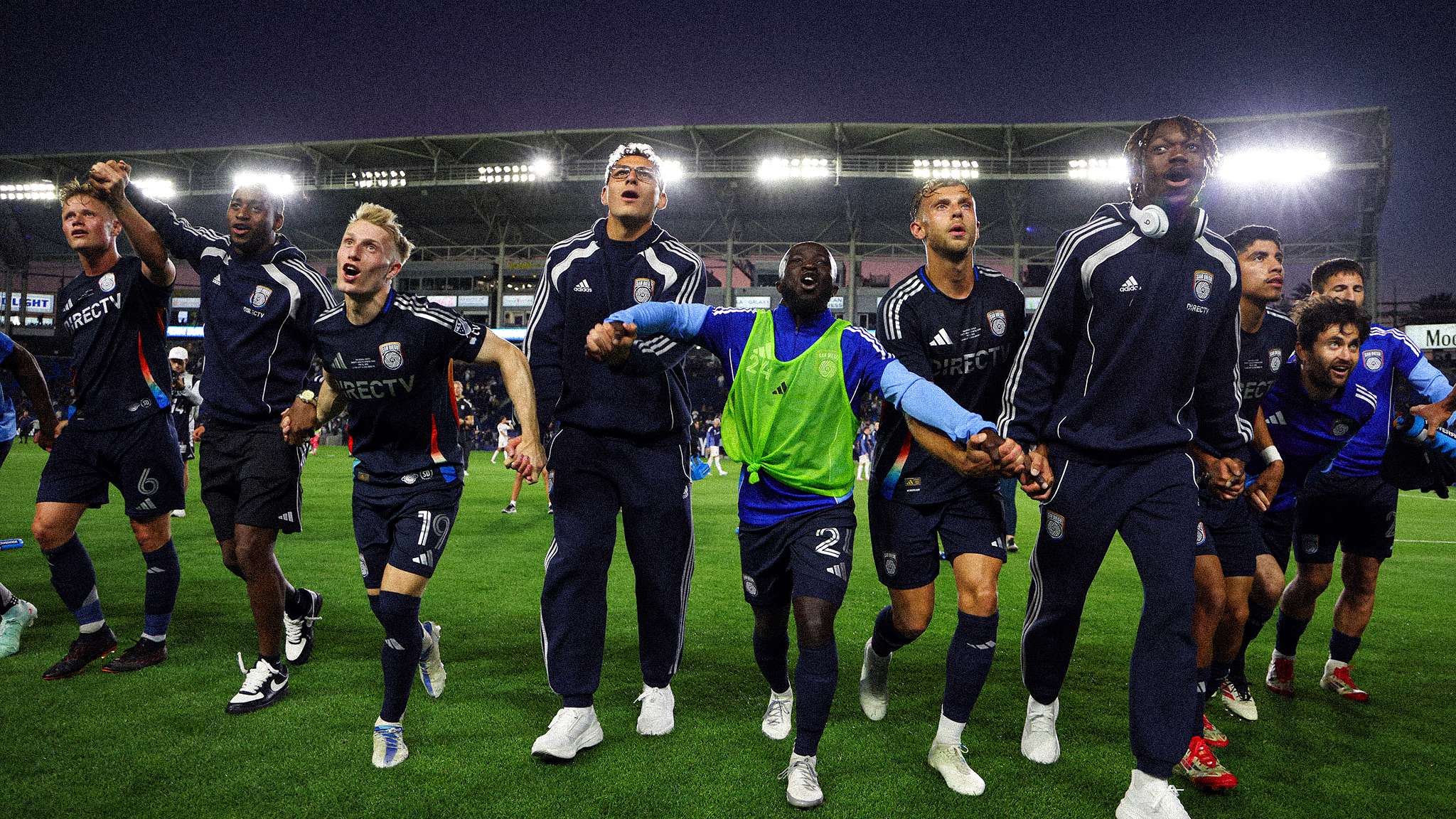 斯堡在防守 斯堡在防守