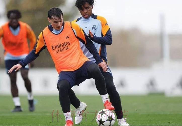 接近全员复出!跟队:皇马今日训练仅有阿拉巴缺席 接近全员复出!跟队:皇马今日训练仅有阿拉巴缺席