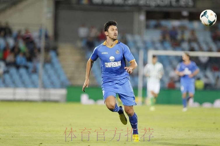 记者:约维奇希望外租 但不会加盟赫塔费或巴列卡诺 记者:约维奇希望外租 但不会加盟赫塔费或巴列卡诺